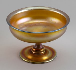 TIFFANY STUDIOS IRIDESCENT GOLD FAVRILE GLASS COMPOTE New York, Early 20th Century Height 3.75".