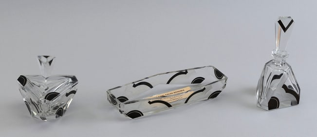 ART DECO ART GLASS THREE-PIECE VANITY SET ATTRIBUTED TO KARL PALDA Early 20th Century Heights to