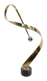 CURTIS JERE CHROME AND BRASS RIBBON SCULPTURE California/China, 1910-2008 Height 37".