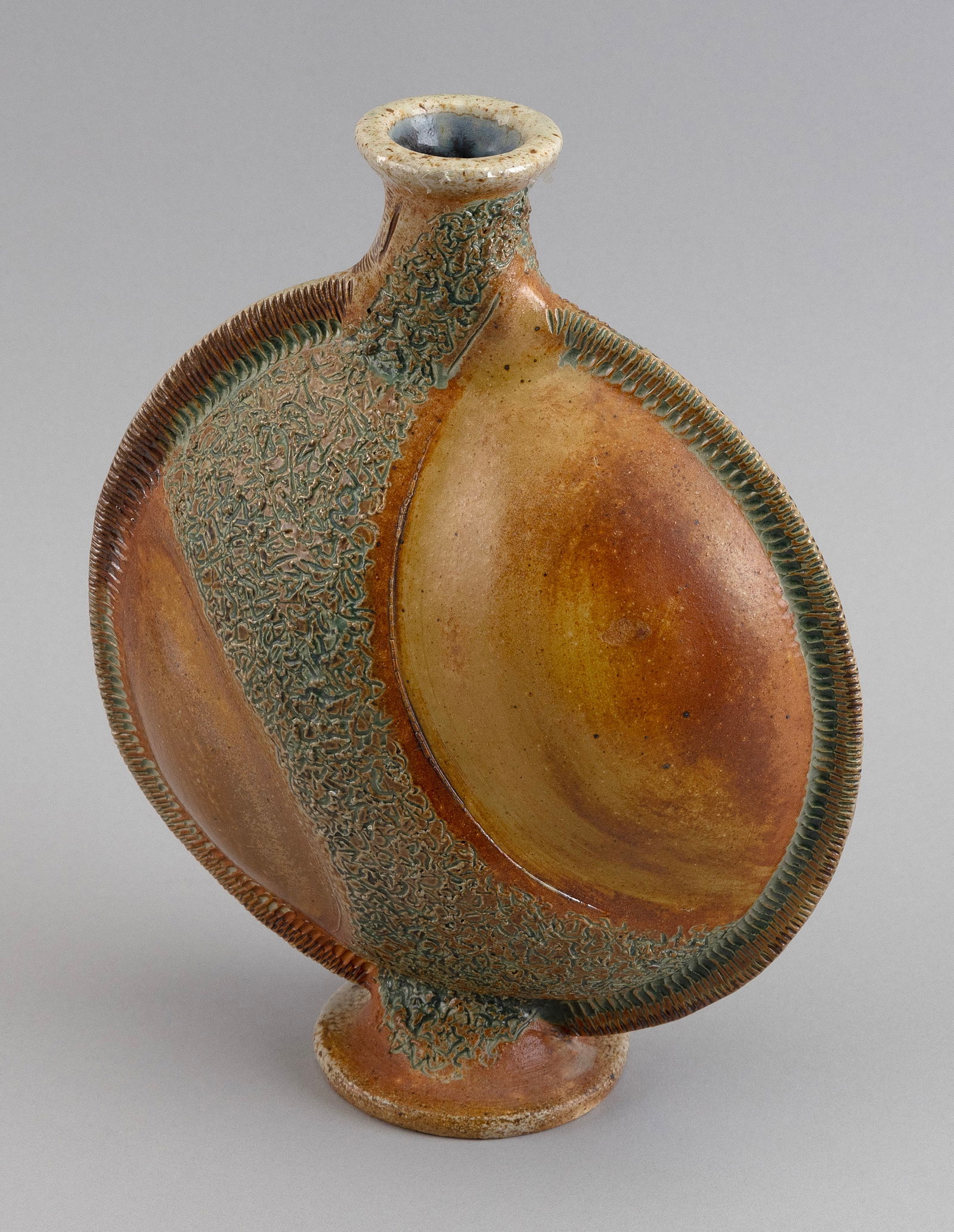 STUDIO POTTERY FLASK VASE (Late 20th Century) Flounder-form brown and gray salt glaze stoneware (1 of 4)