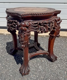 CHINESE CARVED ROSEWOOD STAND Late 19th Century Height 18". Top 15" x 15.5".