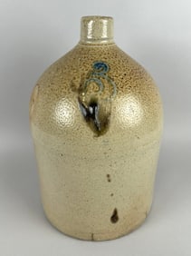 THREE-GALLON STONEWARE CROCK 19th Century Height 17".