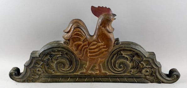 CARVED WOODEN PANEL WITH ROOSTER DECORATION 20th Century Height 13.5". Length 30.5".