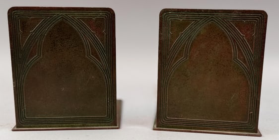 PAIR OF TIFFANY STUDIOS "GRADUATE" BRONZE BOOKENDS New York, Early 20th Century Heights 5.75".
