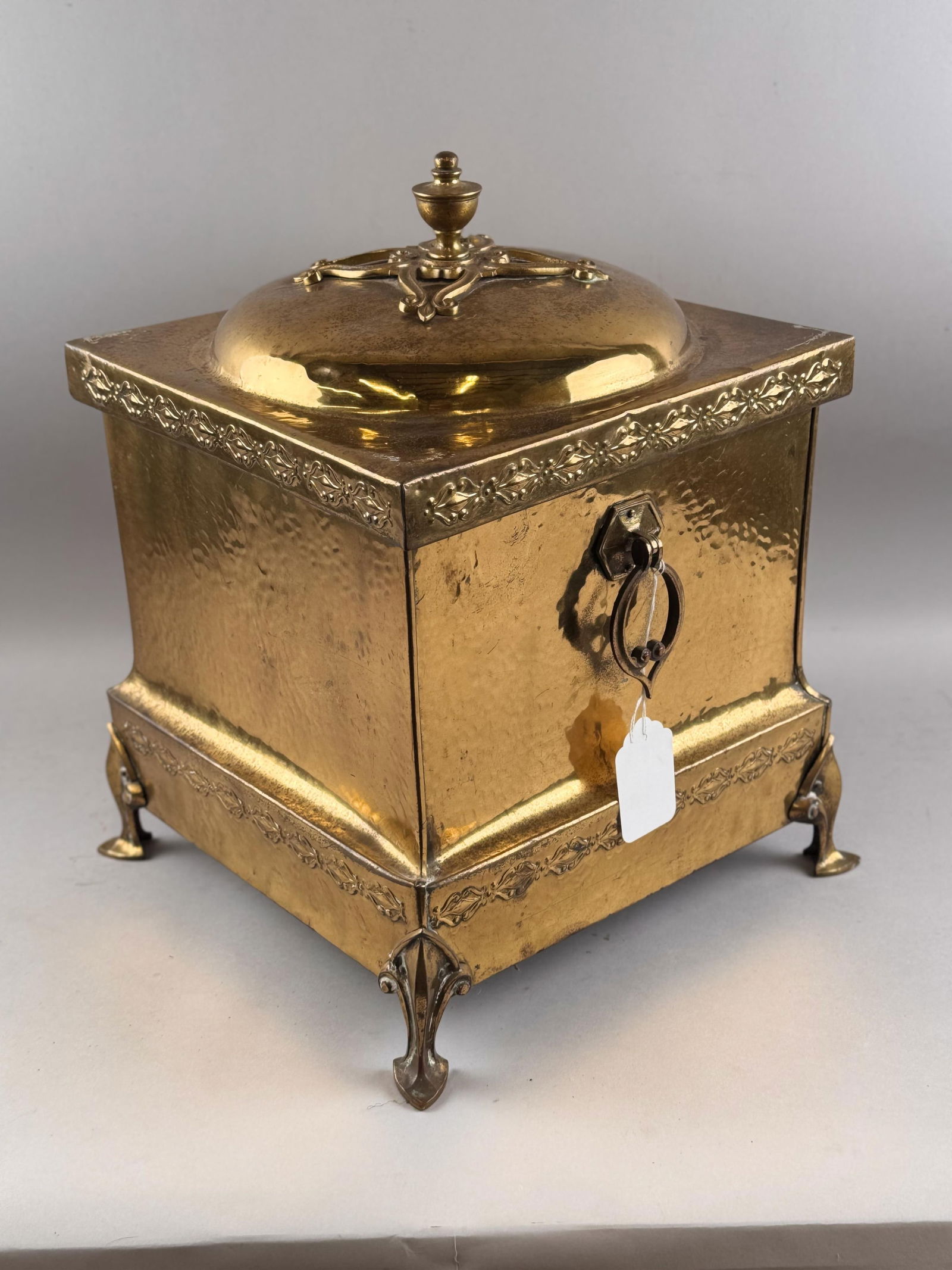 BRASS COAL SCUTTLE Late 19th Century Height 18". Width 12.5". Depth 12.5". (1 of 4)