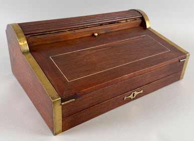 SHIP CAPTAIN'S LAP DESK 19th Century Height 7". Width 17". Depth 12".