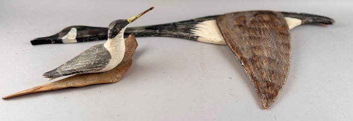 TWO WILLIAM FEDEN BIRD CARVINGS 20th Century Lengths 29.5" and 12".