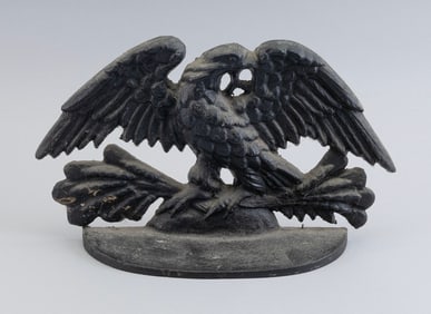 CAST IRON SPREAD-WING EAGLE DOORSTOP 19th Century Height 8". Width 12.25".