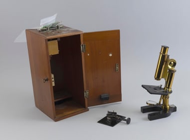 CASED BAUSCH & LOMB MICROSCOPE Early 20th Century Height 11".