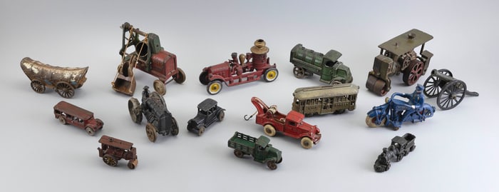 FIFTEEN CAST IRON TOYS Early 20th Century Lengths from 4" to 8".