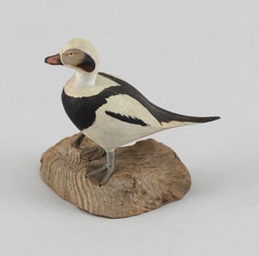 HAROLD GIBBS MINIATURE OLDSQUAW DRAKE Barrington, Rhode Island, 1886-1970 Height 3".