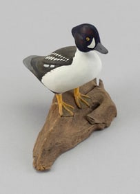 HAROLD GIBBS MINIATURE BARROWS GOLDENEYE Barrington, Rhode Island, 1886-1970 Height 3.5".