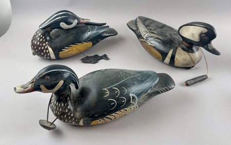 THREE MIKE VALLEY DECOYS Prairie Du Chien, Wisconsin, Contemporary Lengths from 12" to 14".