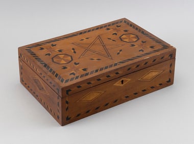 INLAID CHERRY BOX Second Half of the 19th Century Height 4". Width 11.75". Depth 8".