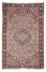 HAMADAN RUG: 3'6" X 5'2" Second Quarter of the 20th Century