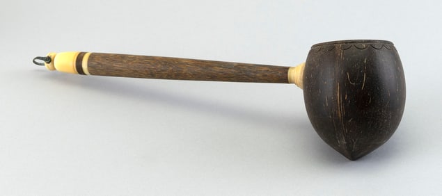 COCONUT SHELL DIPPER 19th Century Length 13".