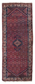 HAMADAN RUG: 3'6" X 9'0" Circa 1940