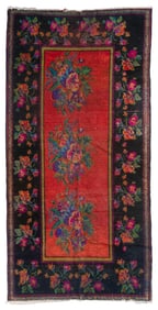 ORIENTAL RUG: 3'8" X 7'2" First Half of the 20th Century