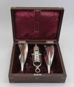 FINE CASED TAFFRAIL LOG FROM THE YACHT "HELEN" New York, 19th Century Case height 5.5". Width 15".