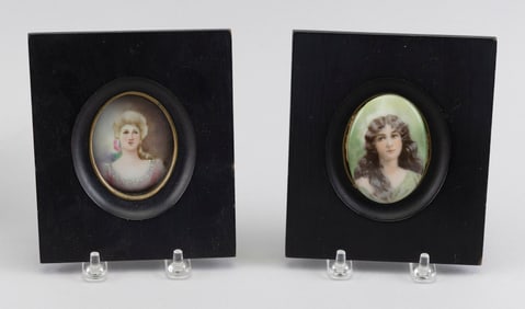 CONTINENTAL SCHOOL (19th Century,), Two portrait miniatures of women., Watercolors, 2.75" x 2".