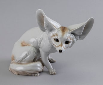 KARIN JARL-SAKELLARIOS (AUSTRIA, 1885-1948) FOR WIEN AUGARTEN PORCELAIN FOX Austria, Circa 1926
