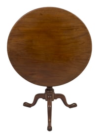 ENGLISH WALNUT BIRDCAGE TILT-TOP TABLE 19th Century Height 30". Top diameter 30".
