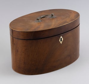 ENGLISH MAHOGANY VENEER TEA CADDY 19th Century Height 6". Width 10".