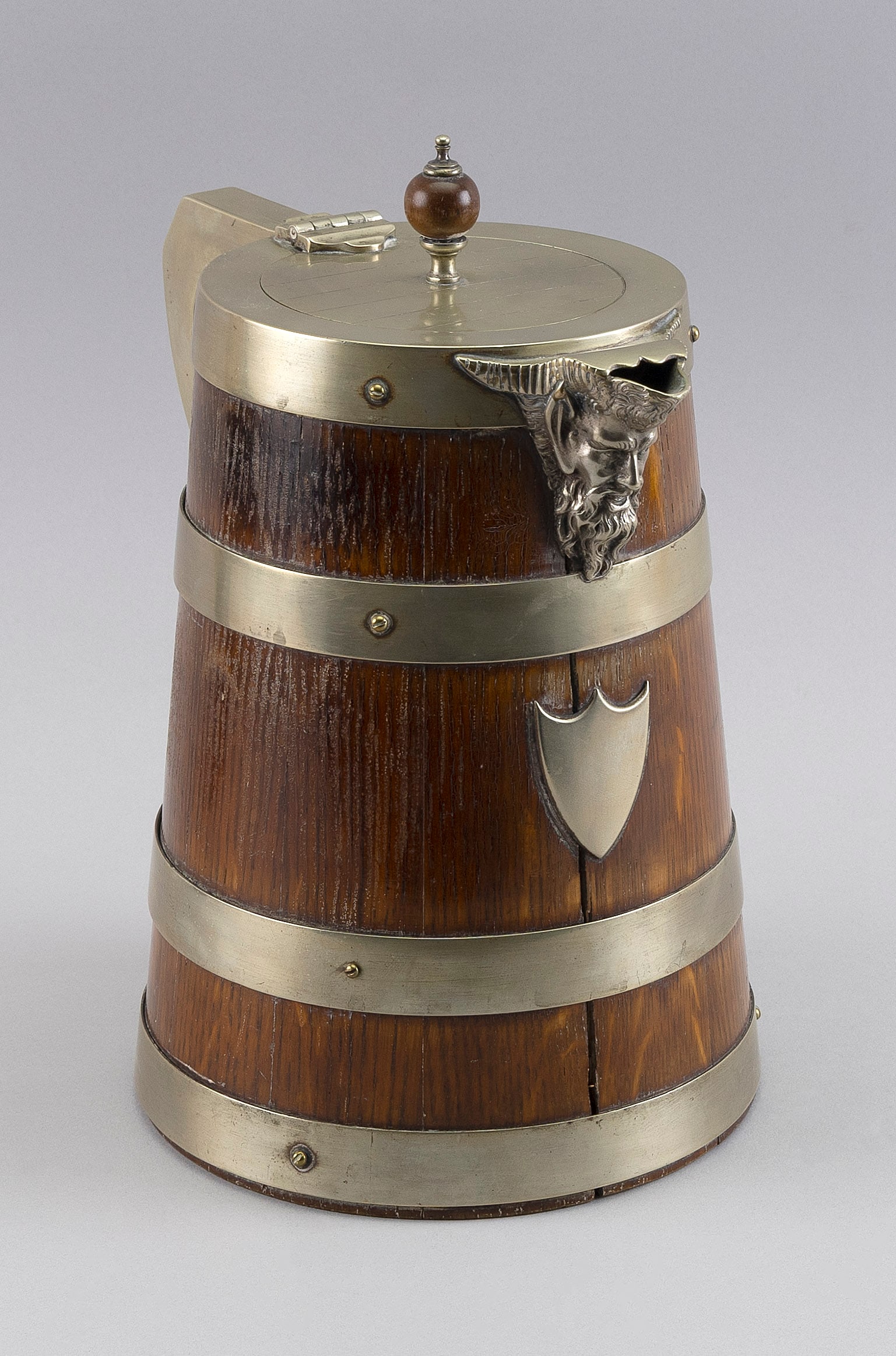 ALE JUG OR TANKARD IN THE FORM OF AN OAK BUCKET England, Late 19th Century Height 11". (1 of 3)
