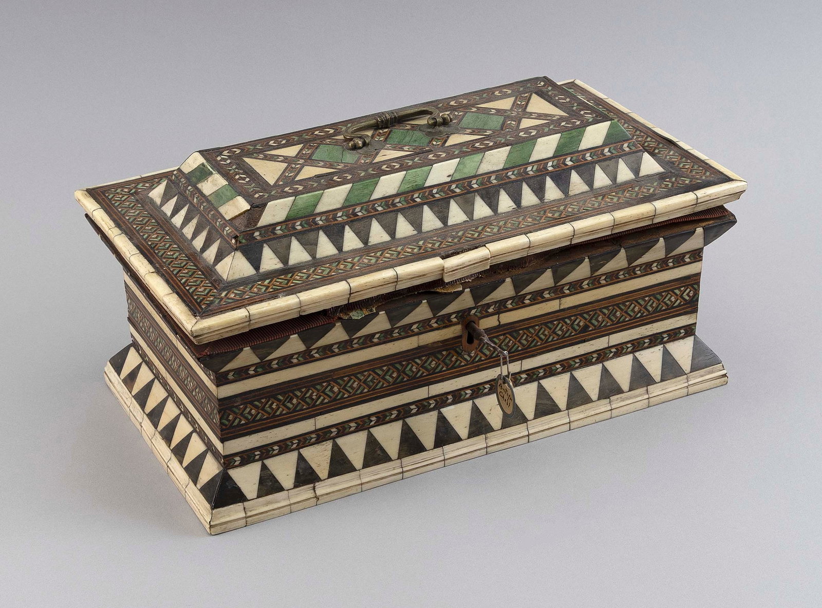 BONE AND WOOD BOX IN THE STYLE OF THE EMBRIACHI WORKSHOP Italy, 19th Century or Earlier Height 7".: BONE AND WOOD BOX IN THE STYLE OF THE EMBRIACHI WORKSHOP Italy, 19th Century or Earlier Height 7". Width 13". Depth 7".