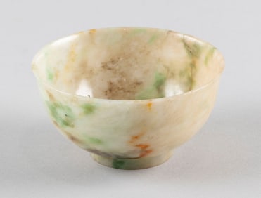 CHINESE MOTTLED CELADON JADEITE WINE CUP Early 19th Century Height 2". Diameter 3.75".