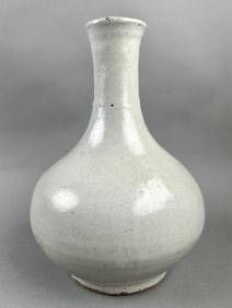 CHINESE WHITE GLAZE PORCELAIN BOTTLE VASE 19th Century Height 10".
