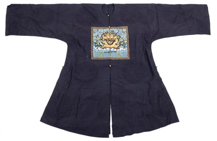 CHINESE SUMMER WEIGHT BLUE DAMASK SILK NEEDLEWORK ROBE 19th Century Length 41". Width across chest
