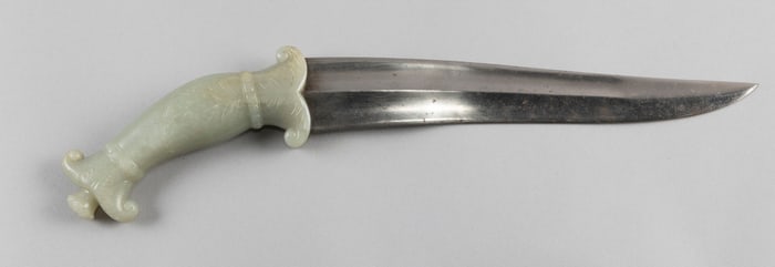 CHINESE MOGHUL-STYLE DAGGER 18th Century Length 13". Length of blade 9".