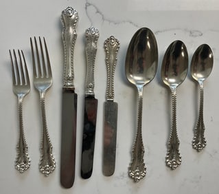 DOMINICK & HAFF "MAZARIN" STERLING SILVER FLATWARE SET FOR TWELVE New York, Early 20th Century
