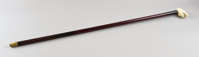 FEARSOME DOG CANE Late 19th/Early 20th Century Length 33.75".