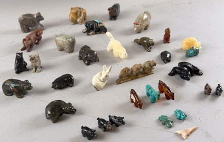 THIRTY SMALL HARDSTONE CARVINGS 20th Century, Heights from .25" to 3".
