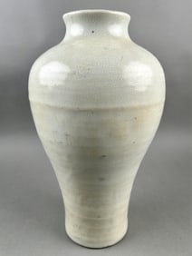 CHINESE CRACKLEWARE PORCELAIN MEIPING VASE Early 20th Century Height 14".