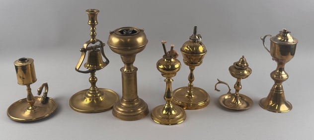 SEVEN BRASS FLUID AND WHALE OIL LAMPS 19th Century Heights from 6.5" to 11.5".