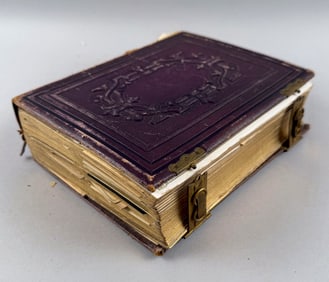 CIVIL WAR-ERA CARTE DE VISITE ALBUM 19th Century Album 8" x 7".