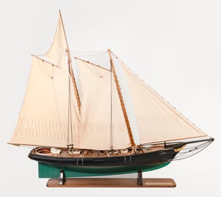 MODEL OF THE SCHOONER YACHT "AMERICA", THE FIRST AMERICA'S CUP WINNER First Half of the 20th Century