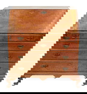FINE QUEEN ANNE TIGER MAPLE SLANT-LID DESK New Hampshire, Circa 1750 Height 41.75". Width 37". Depth: FINE QUEEN ANNE TIGER MAPLE SLANT-LID DESKNew Hampshire, Circa 1750Slant lid opens to a two-tier stepped interior with valanced pigeonholes, pull-out document boxes fronted with columnar trim, and ass