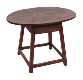 EARLY TAVERN TABLE 18th Century or Earlier Height 23". Top 32" x 19.5".