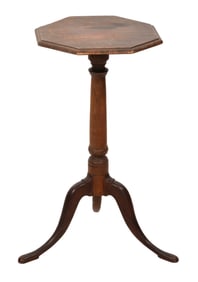 CHIPPENDALE MAPLE AND BIRCH CANDLESTAND New Hampshire, Late 18th Century Height 26". Top 13.5" x