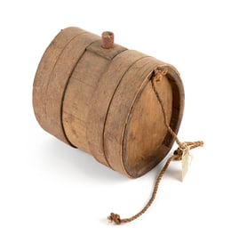WILLIAM DAVIS REVOLUTIONARY WAR PINE KEG-FORM CANTEEN Hingham, Massachusetts, 18th Century Length