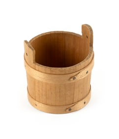 COTTON HERSEY MINIATURE TUB Hingham, Massachusetts, 19th Century Height 3".