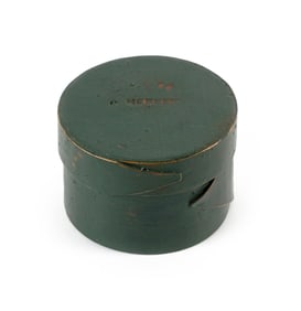 COTTON HERSEY MINIATURE GREEN PAINTED PANTRY BOX Hingham, Massachusetts, 19th Century Height 2.25".