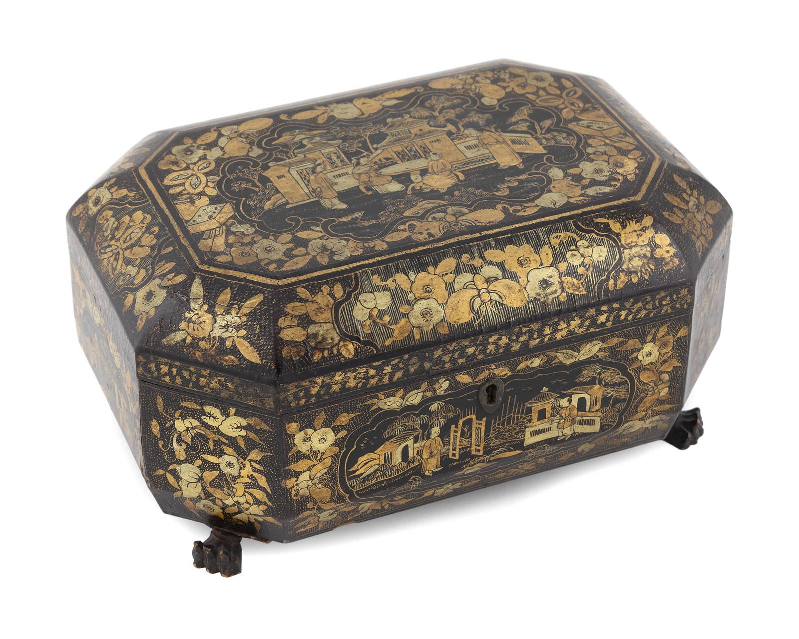 CHINESE EXPORT GILT AND BLACK LACQUER SEWING BOX 19th Century Height 6\". Width 12\". Depth 8.5\".