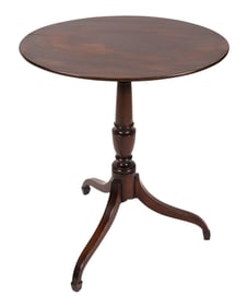 MAHOGANY CANDLESTAND Early 19th Century Height 28.25". Top 15.5" x 23.5".