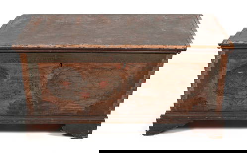 RARE PENNSYLVANIA DOWER CHEST Late 18th Century Height 25.25". Width 50.5". Depth 22.75".: RARE PENNSYLVANIA DOWER CHESTLate 18th CenturyA pure and hard-to-find example of Pennsylvania Dutch furniture in its completely clean and original state showing normal wear. Made from poplar, with bol