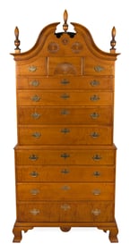 ELDRED WHEELER BONNET-TOP CHEST-ON-CHEST Massachusetts, 20th Century Height 80.5". Width 30". Depth